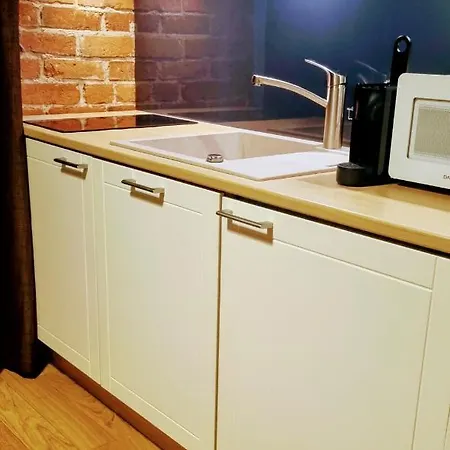 Cozy Two-story Loft 6 Apartmán