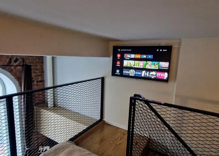 Cozy Two-story Loft 6 Apartament *